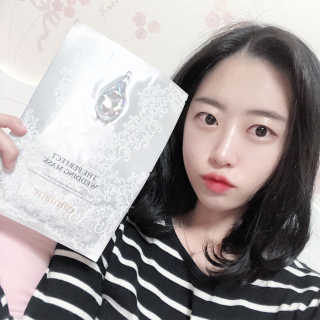 카미안느 더 퍼펙트 웨딩 마스크 — 5점을 준 리뷰어가 2018년 9월 올린 사용 사진