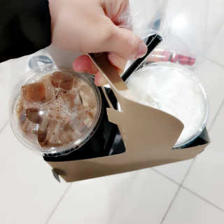 메이젠 인천논현점 [메이젠_논현]샌드위치 4개,소금커피,밀크티,마카롱 — 5점을 준 리뷰어가 2019년 3월 올린 사용 사진