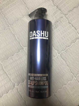 다슈코리아 다슈 데일리 한방 두피 골드 샴푸 500ml — 5점을 준 리뷰어가 2017년 12월 올린 사용 사진
