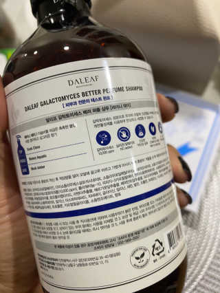 달리프 베러 퍼퓸 샴푸 1000ml 레이니데이 or 일랑로즈 — 5점을 준 리뷰어가 2019년 12월 올린 사용 사진