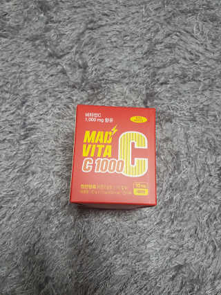 매드비타C 1000 — 5점을 준 리뷰어가 2019년 4월 올린 사용 사진