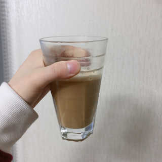 네스카페 코리아 네스카페 크레마 코코넛라떼 — 4.33점을 준 리뷰어가 2018년 1월 올린 사용 사진