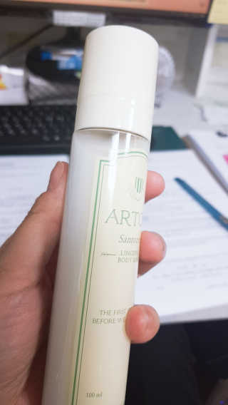 아르투아 ARTOIS 아르투아 산토리니 란제리 바디 미스트 — 3.5점을 준 리뷰어가 2019년 4월 올린 사용 사진
