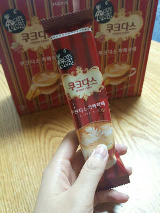(주)쟈뎅 쟈뎅 까페모리 쿠크다스 까페라떼 — 3.33점을 준 리뷰어가 2017년 11월 올린 사용 사진