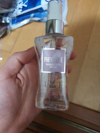 레드컨테이너 페로몬향 퍼퓸 바디미스트 80ml — 5점을 준 리뷰어가 2020년 3월 올린 사용 사진