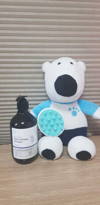 달리프 베러 퍼퓸 샴푸 1000ml 레이니데이 or 일랑로즈 — 4점을 준 리뷰어가 2018년 11월 올린 사용 사진