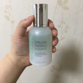 블랑벨 스피루리나 에메랄드 에센스 — 4.5점을 준 리뷰어가 2018년 3월 올린 사용 사진