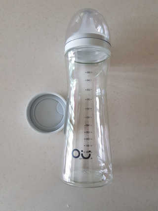 엄마의 바램을 담은 프리미엄 감성젖병 오유위시 260ml — 5점을 준 리뷰어가 2020년 3월 올린 사용 사진
