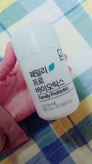 네츄럴굿띵스 패밀리 프로바이오틱스 60캡슐 — 5점을 준 리뷰어가 2018년 1월 올린 사용 사진