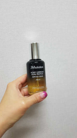 JM솔루션 꿀광 로얄 프로폴리스 앰플 세럼 블랙 — 5점을 준 리뷰어가 2018년 11월 올린 사용 사진