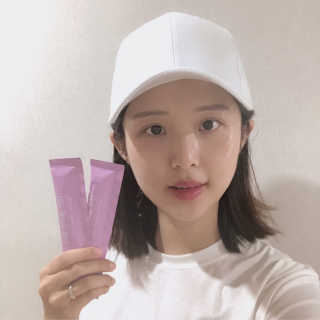 네츄럴굿띵스 태반 콜라겐 젤리 15포 — 4.5점을 준 리뷰어가 2019년 4월 올린 사용 사진