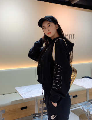 키픔 ETERNAL earcuff_이터널 이어커프 — 5점을 준 리뷰어가 2020년 1월 올린 사용 사진