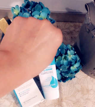 마더메이드 더 아쿠아라이트 CC크림 SPF50+ PA+++ — 4점을 준 리뷰어가 2019년 11월 올린 사용 사진