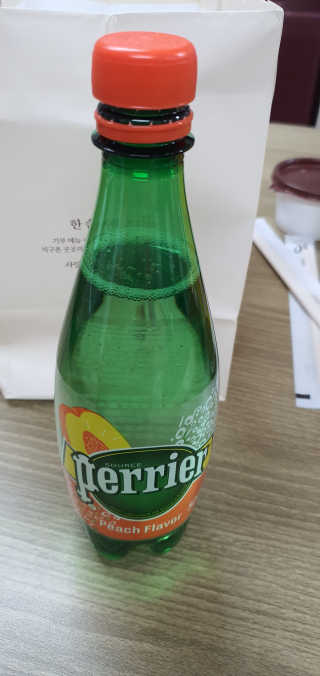 페리에 피치 500ml PET — 4점을 준 리뷰어가 2019년 11월 올린 사용 사진
