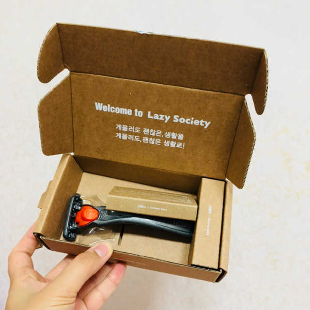 [레이지소사이어티] Simple BIC 3중날 면도기 리뷰 사진