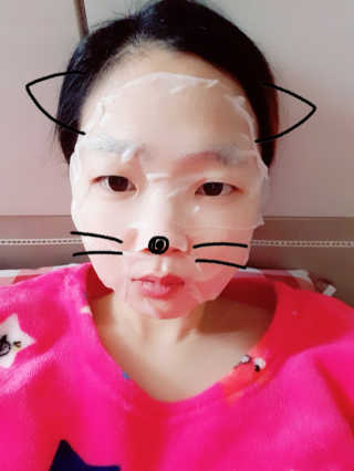메이베나 1일 1팩 뽑아쓰는 마스크팩 — 4점을 준 리뷰어가 2019년 2월 올린 사용 사진