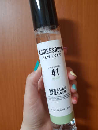 더블유드레스룸 드레스퍼퓸 150ml — 3.83점을 준 리뷰어가 2018년 5월 올린 사용 사진