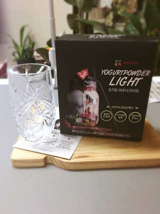 오붐주식회사 오붐 설탕을 뺀 요거트 파우더 라이트 550g+보틀 — 4.33점을 준 리뷰어가 2018년 1월 올린 사용 사진