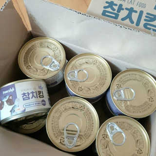 동원 참치킹 고양이 캔 12개입 — 5점을 준 리뷰어가 2018년 10월 올린 사용 사진