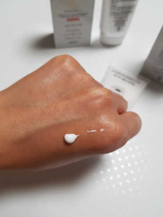 지고트 화이트닝 유브이 썬블럭 크림 70ml,1+1 — 5점을 준 리뷰어가 2019년 5월 올린 사용 사진