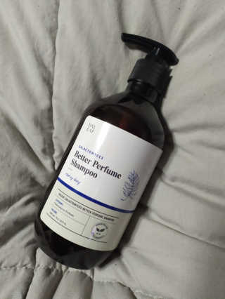 달리프 베러 퍼퓸 샴푸 1000ml 레이니데이 or 일랑로즈 — 3.5점을 준 리뷰어가 2020년 1월 올린 사용 사진