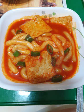 잠실맛집,홍코너떡볶이가우리집에[옛날맛,짜장맛옵션] — 5점을 준 리뷰어가 2019년 12월 올린 사용 사진