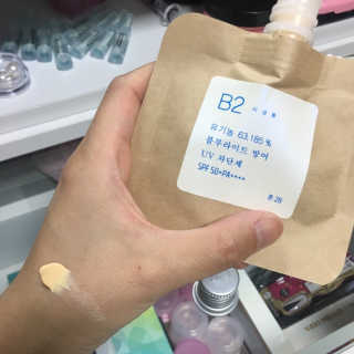 톤28 유기농 블루라이트 방어 UV 차단거리 지성용 B2 — 5점을 준 리뷰어가 2019년 5월 올린 사용 사진