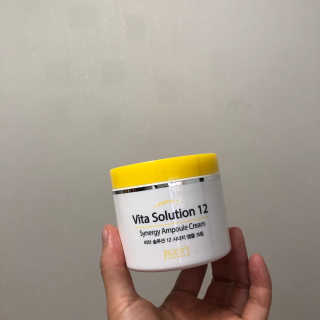지고트 비타솔루션12 시너지 앰플 크림 100ml — 5점을 준 리뷰어가 2019년 6월 올린 사용 사진