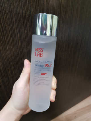(주)에네스티 미스랩 갈락토미세스 클리어 플러스 에센스 — 5점을 준 리뷰어가 2020년 1월 올린 사용 사진