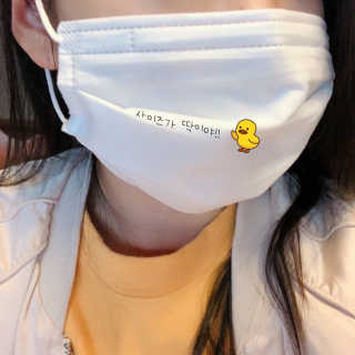 [닥터퓨리] 소프트터치 건강 + UV 블랙스타일 마스크 — 5점을 준 리뷰어가 2019년 4월 올린 사용 사진