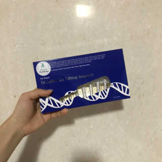 크리앙홀딩스 닥터 락슈미라 4D 리프팅 앰플 — 4점을 준 리뷰어가 2019년 7월 올린 사용 사진