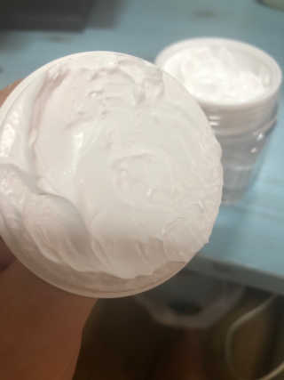 파시스 올인원 진주 화이트닝 크림 100ml — 2.5점을 준 리뷰어가 2019년 5월 올린 사용 사진