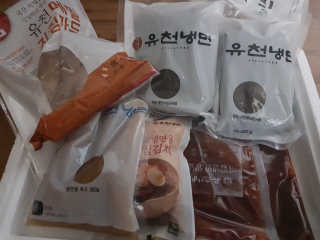 유천냉면 유천 비빔냉면 2인분+메밀지짐만두 280g — 4점을 준 리뷰어가 2018년 6월 올린 사용 사진