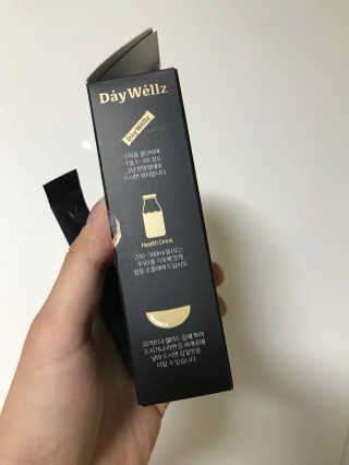 데이웰즈 흑마늘분말골드 — 5점을 준 리뷰어가 2017년 10월 올린 사용 사진