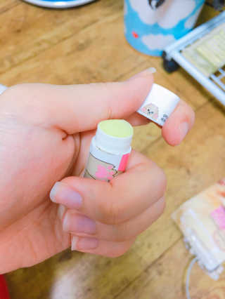 더블리스풀독 샤이니 포우 버터 0.15oz [천연 발바닥 보호제] — 4.17점을 준 리뷰어가 2018년 7월 올린 사용 사진