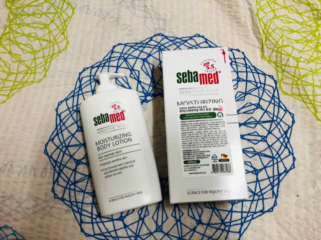 세바메드 모이스처라이징 바디로션 400ml 리뷰 사진