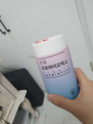 눈길 프로바이오틱스 눈길 콜라겐 프로바이오틱스 — 5점을 준 리뷰어가 2019년 11월 올린 사용 사진