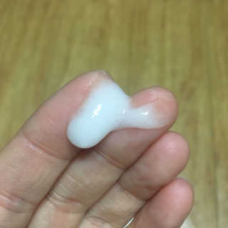 보타미안  엔젤모링가 아쿠아베리어 팩 — 4점을 준 리뷰어가 2018년 2월 올린 사용 사진