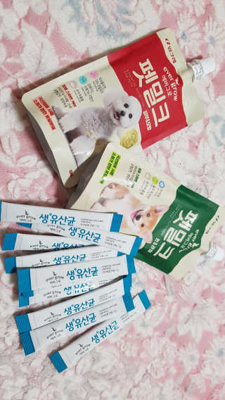 [빙그레] 에버그로 생유산균 1봉（10포입）+펫밀크2팩 — 5점을 준 리뷰어가 2019년 3월 올린 사용 사진