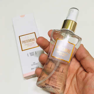 레드컨테이너 페로몬향 퍼퓸 바디미스트 80ml — 5점을 준 리뷰어가 2019년 12월 올린 사용 사진