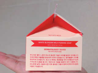 포피엠테라피 화이트 블라썸 밀크 푸딩솝 — 4점을 준 리뷰어가 2019년 7월 올린 사용 사진