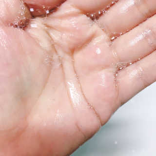 the naked object [탈모볼륨샴푸] 디블랙 팩 샴푸 — 3.5점을 준 리뷰어가 2020년 2월 올린 사용 사진