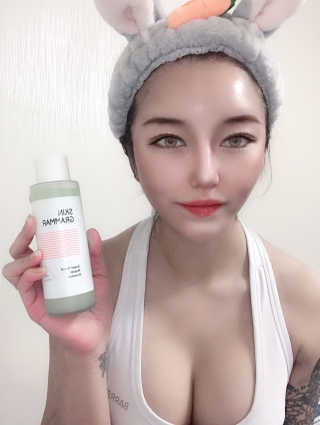 스킨그래머 슈퍼 굿 리페어 에센스 — 4.5점을 준 리뷰어가 2019년 4월 올린 사용 사진