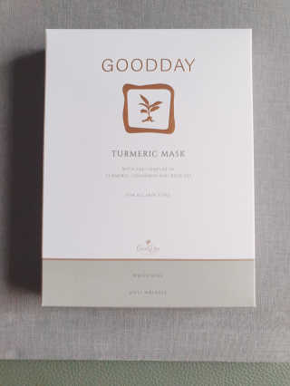 GoodDay Skincare GoodDay 강황 마스크 — 5점을 준 리뷰어가 2020년 3월 올린 사용 사진