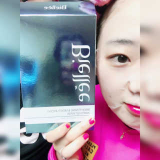 비엘리 브라이트닝&모이스처라이징 앰플 마스크 — 5점을 준 리뷰어가 2016년 12월 올린 사용 사진