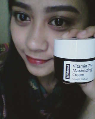 바이 위시트랜드 VITAMIN 75 CREAM — 4점을 준 리뷰어가 2017년 4월 올린 사용 사진