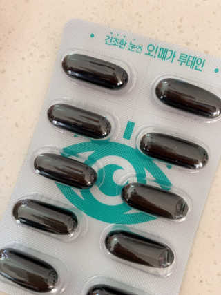 네츄럴굿띵스 오!메가루테인 60일분 — 4점을 준 리뷰어가 2019년 3월 올린 사용 사진