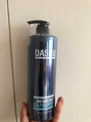 다슈코리아 다슈 데일리 단백질 한방 두피 골드 샴푸 1000ml — 5점을 준 리뷰어가 2019년 12월 올린 사용 사진