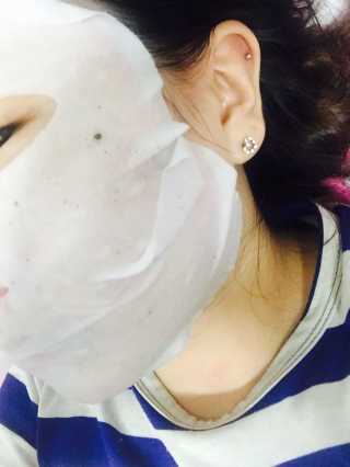 23years old 블랙캐비디올마스크 — 5점을 준 리뷰어가 2017년 2월 올린 사용 사진