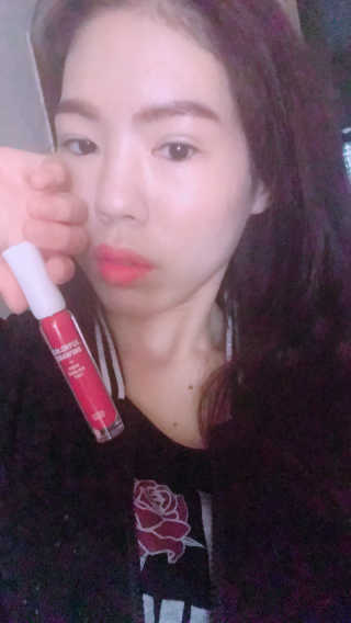 ETUDEHOUSE COLORFUL DRAWING DEAR DARLING TINT — 3.83점을 준 리뷰어가 2018년 5월 올린 사용 사진